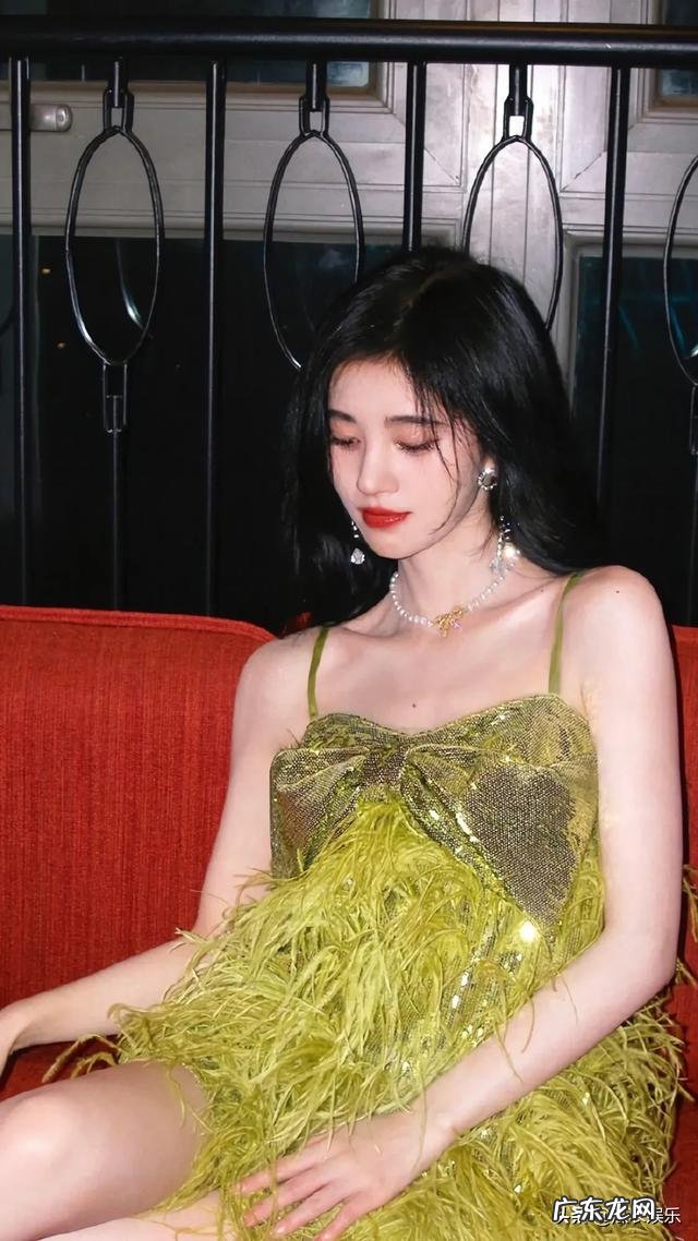 巨石强森的女儿为什么不去好莱坞,反而宣布进入了WWE