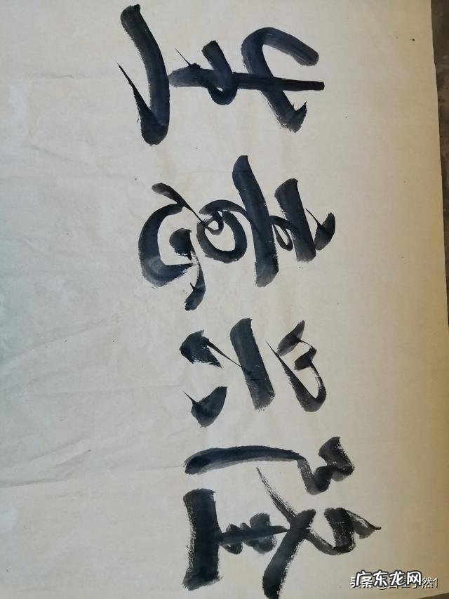 地摊大有钱途！中国有多少商业巨头曾经是摆地摊的