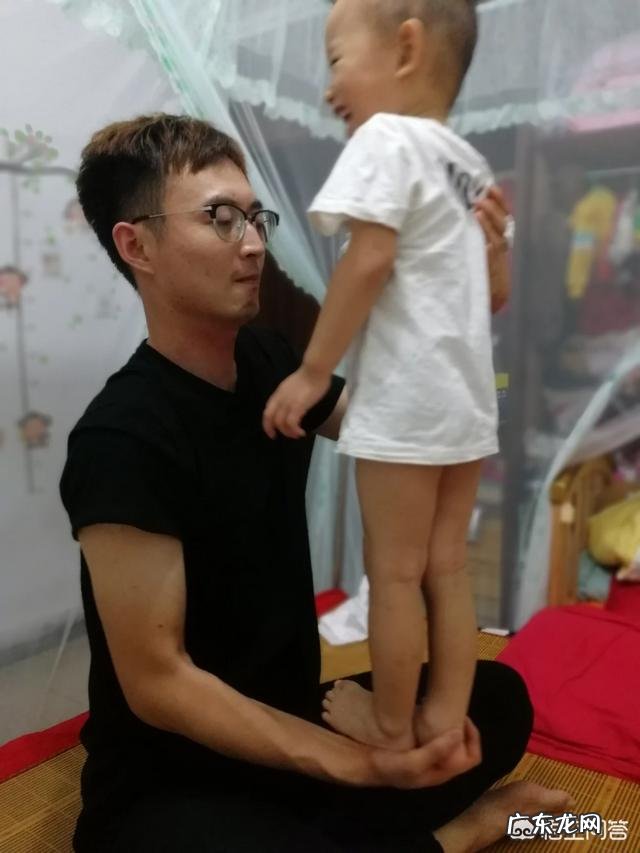 两岁半小孩如何在家早教?