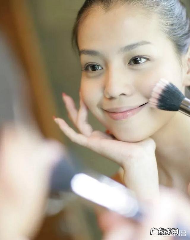 脸上肉太多,脂肪和咬肌都有,怎么瘦下来