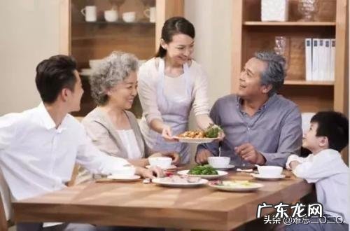 结婚了你愿意和家里老人同住吗?或者你愿意和儿子儿媳同住吗?