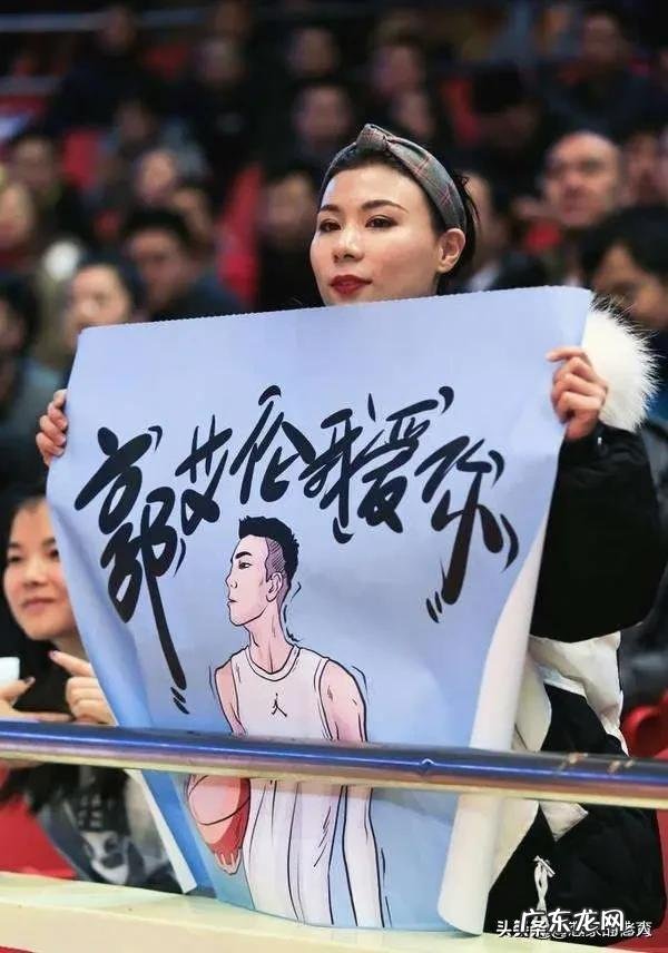 为什么辽宁男篮全网最热,一有话题好多网友参与