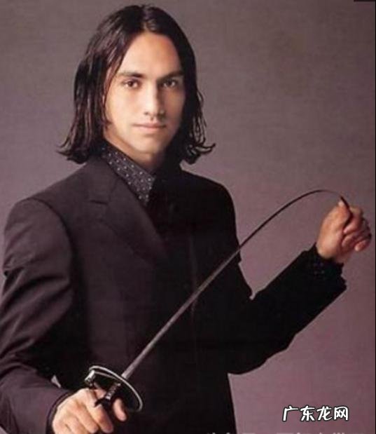 世界足坛颜值最高22人，男女各半，如何分配才能势均力敌？