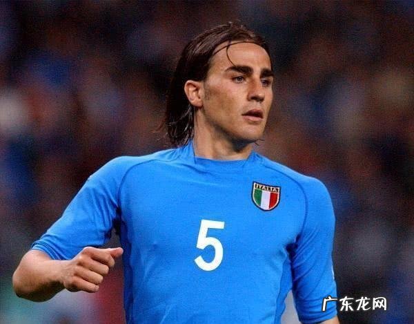 世界足坛颜值最高22人，男女各半，如何分配才能势均力敌？