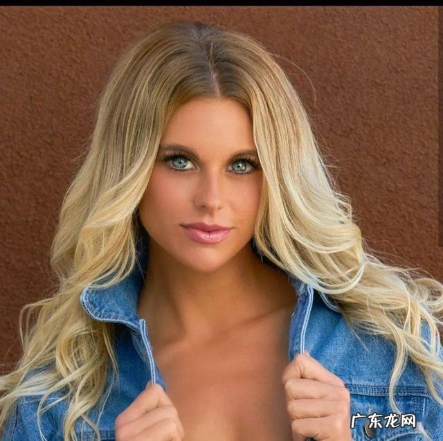 世界足坛颜值最高22人,男女各半,如何分配才能势均力敌?