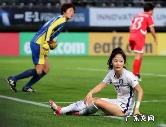 世界足坛颜值最高22人,男女各半,如何分配才能势均力敌?