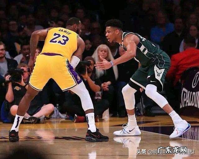 NBA74年历史里,有哪些球员配得上“超巨”的称号?