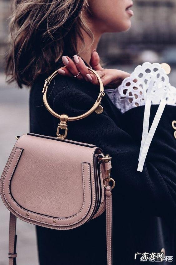 《三十而已》王太太为什么把顾佳带去太太圈是想羞辱她吗