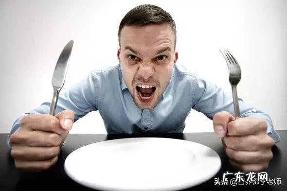 想通过不吃晚饭减肥,但又怕饿,怎么办?