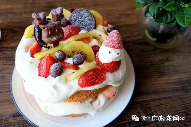 面对诱人的蛋糕,怎样吃才不能不发胖呢?