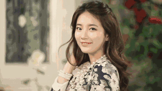 方脸的女生,适合留什么发型?