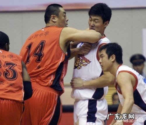 曾经的亚洲diyi中锋单涛去哪了?现状过的怎么样?