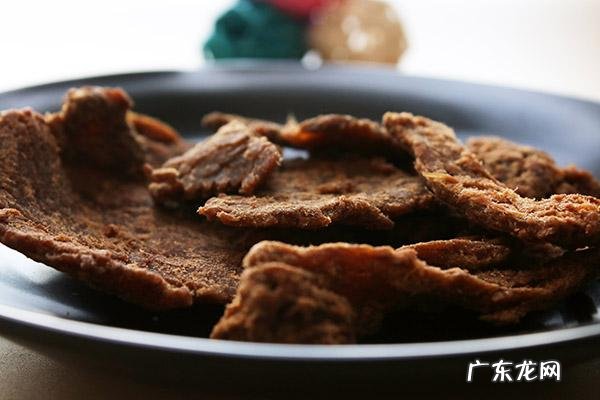 减肥期间嘴馋怎么办?告诉你哪些零食解馋又不胖,哪些越吃越胖