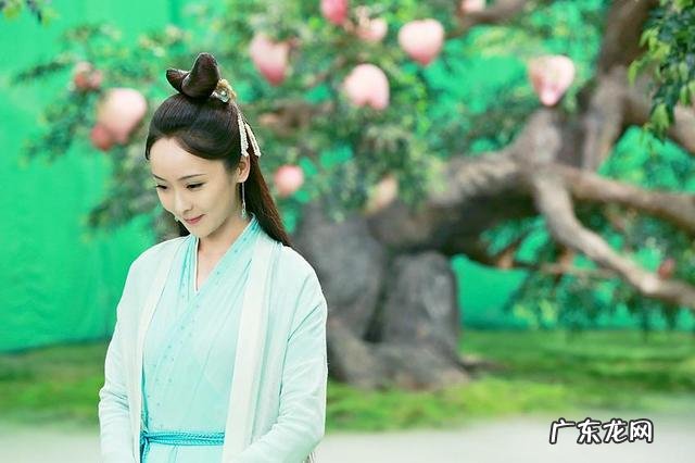 有人说罗晋前女友李曼比唐嫣好看,跟罗晋更配,大家怎么看?