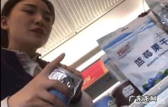 请问现在埋线大概多少钱,能保持多久呢