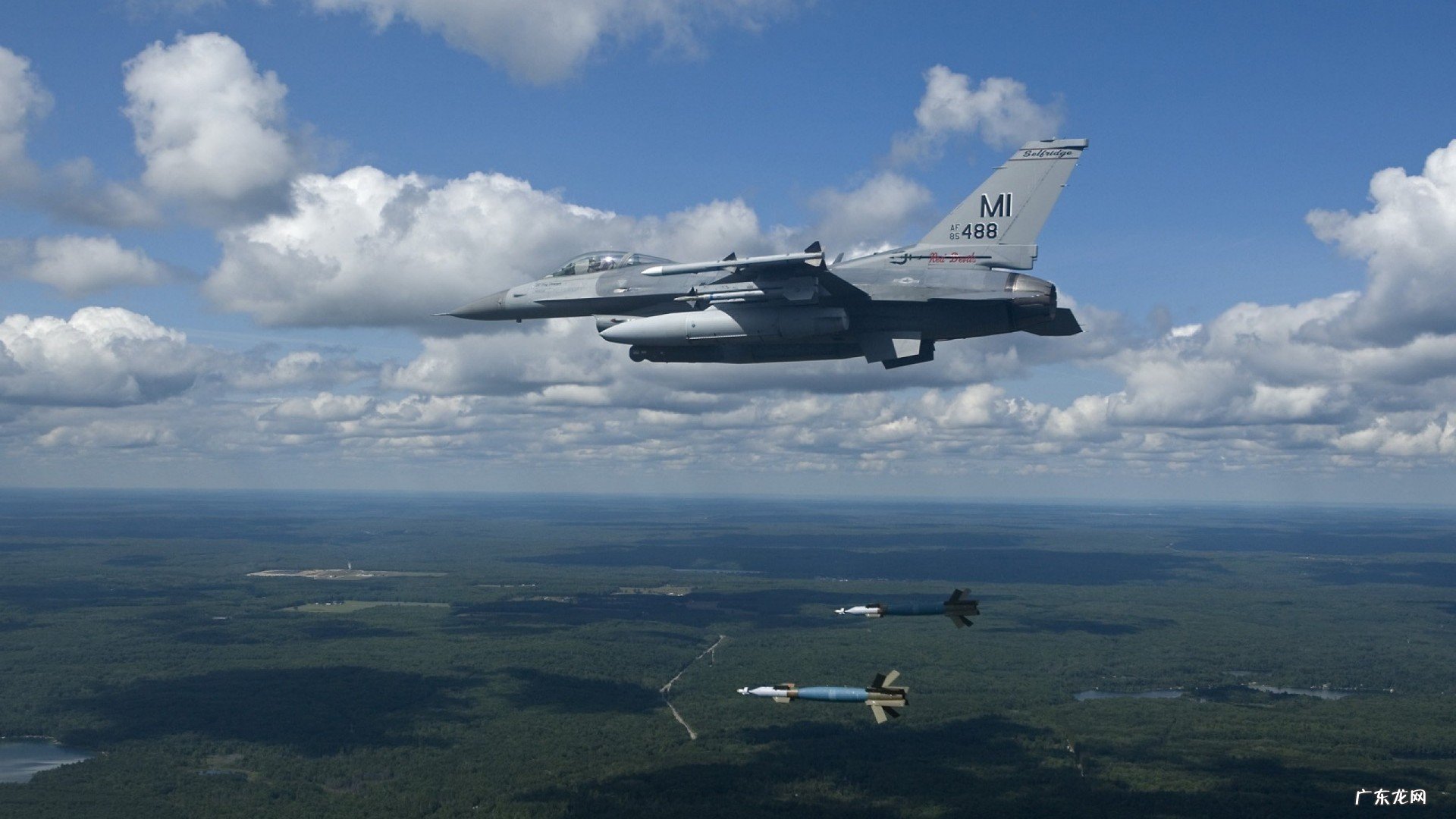 脸部正确的卸妆手法是怎样的?