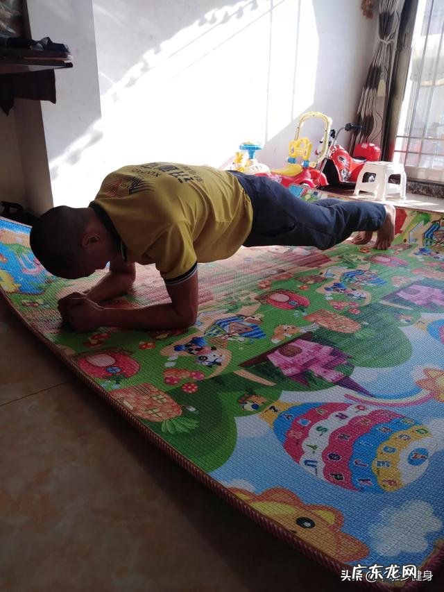 街头健身主要是靠核心力量的吗?