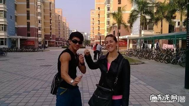 街头健身主要是靠核心力量的吗？