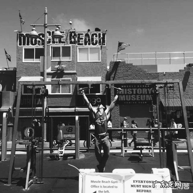 街头健身主要是靠核心力量的吗？