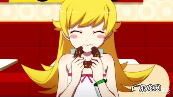 有哪些看似很年轻，实际上岁数很大的动漫角色？