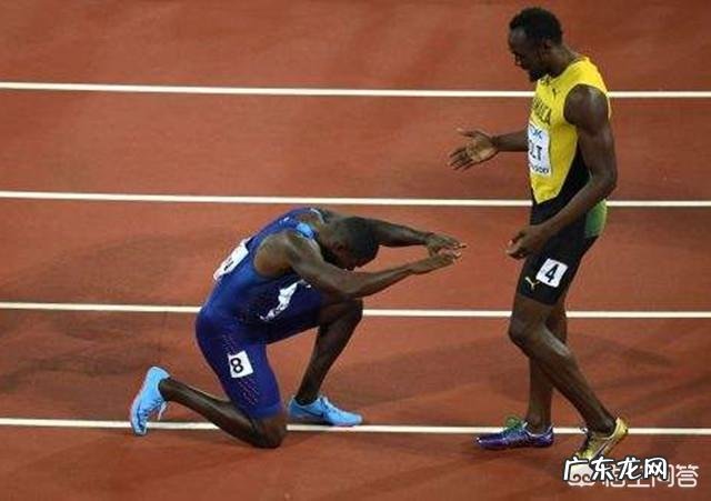 你觉得博尔特和科比谁的身体素质更好?为什么?