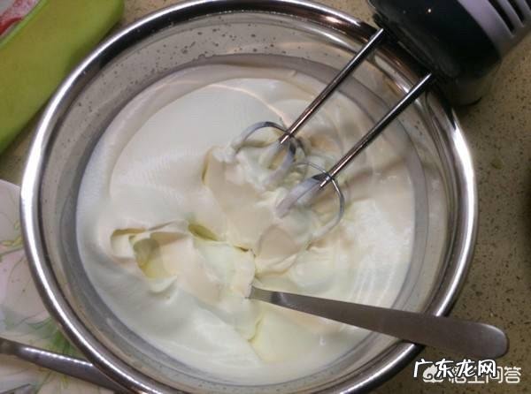 奶油蛋糕的奶油怎么做配比是多少