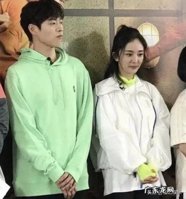 杨幂魏大勋同款文案，引来网友猜测，真的只是朋友关系吗