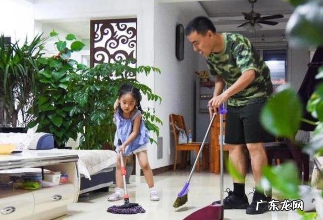 孩子20岁了太懒惰不爱做家务 天天上班带娃做家务懒得打扮