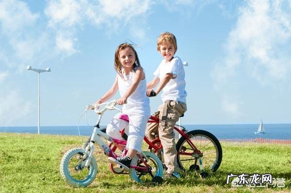 为什么小学生考试都在95分以上?