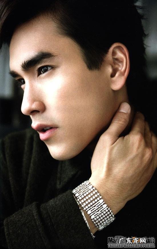 泰国明星中,三台最火的有谁