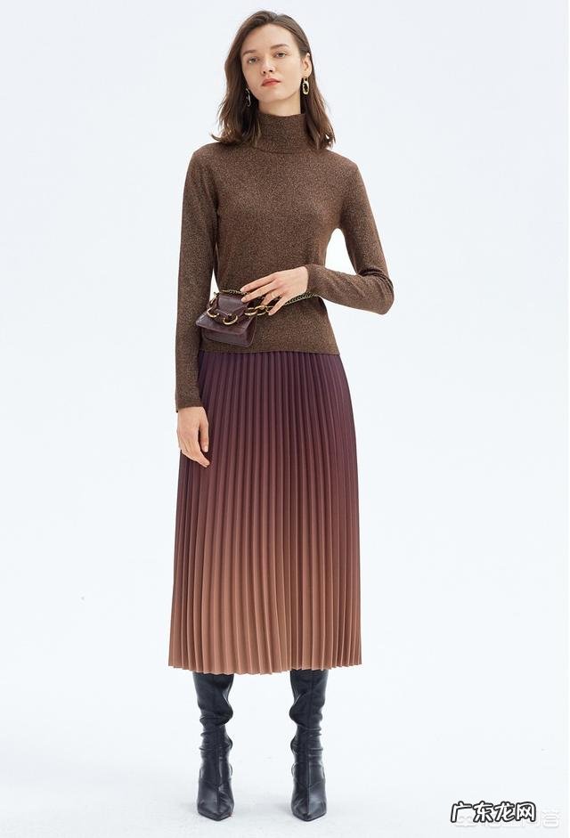 上半身正常,下半身比较胖,要怎么穿衣服才能扬长避短