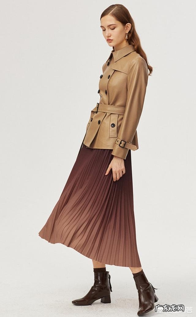 上半身正常,下半身比较胖,要怎么穿衣服才能扬长避短