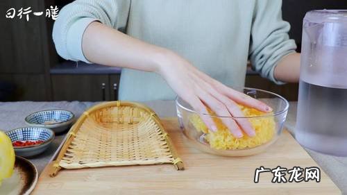 枸杞菠萝银耳汤，开胃爽口，滋阴润肺