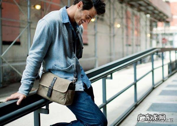 大家登山怎么带单反请大家推荐一个摄影包