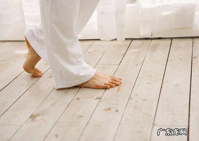 女性开始衰老时,身体会那表现