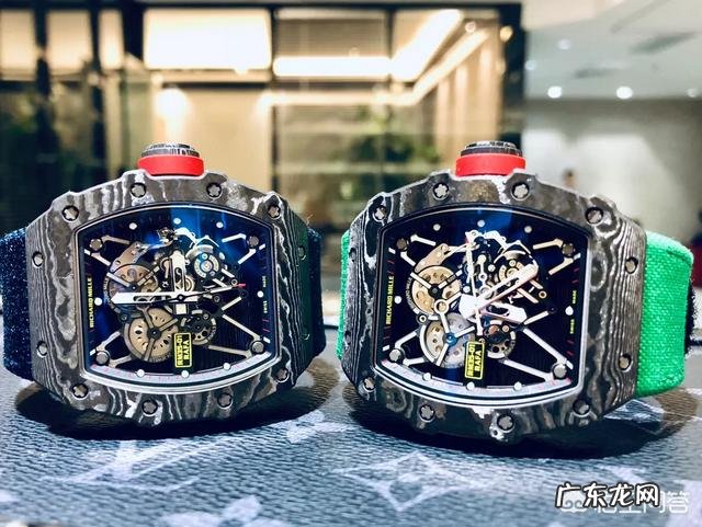 最近想买一块机械表,听朋友说一万块以下都是假的,是这样吗