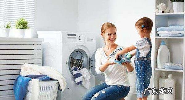 引导孩子主动分担家务 如何引导和培养孩子学会做家务