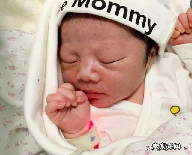 两胎都是剖腹产,纯母乳喂养如何在六个月内从158斤瘦到99斤