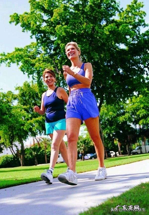 3000块的资金,准备去摆地摊,有哪些项目值得推荐