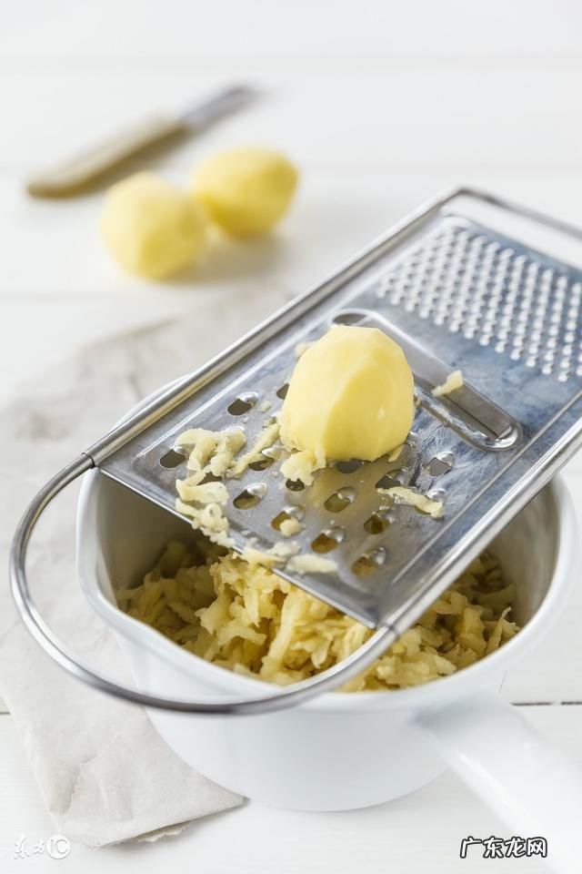 家务怎么做才省钱 居家燃脂动作