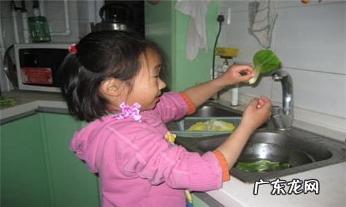 孩子家务清单大全 宝宝各年龄段做的家务事