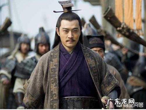 在高速旁常看见广告牌上写有“远成人辛苦了\”是什么意思