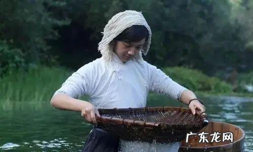 你能哂哂在头条上发表的诗词吗