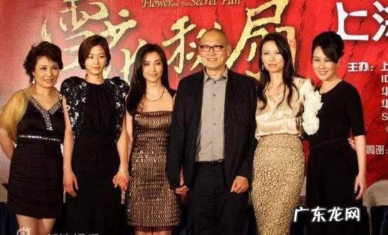 邓文迪48岁牵手21岁小男友,她究竟有多大魅力