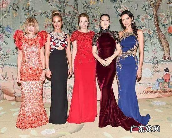 邓文迪48岁牵手21岁小男友，她究竟有多大魅力