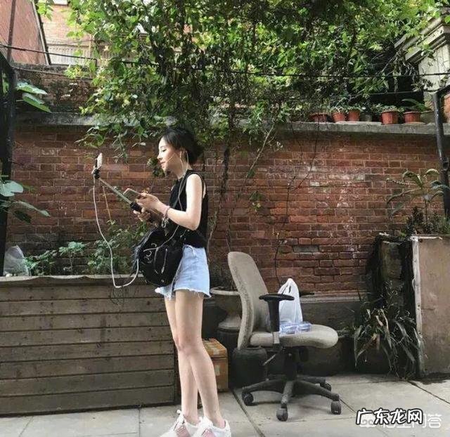 怎么看苏仨比冯提莫出道早却没她火的这件事