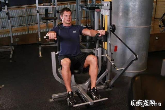 新手健身,有大神推荐几组适合的健身动作吗