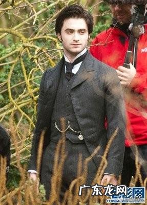 哪些明星小时候比现在难看而哪些明星又比现在好看