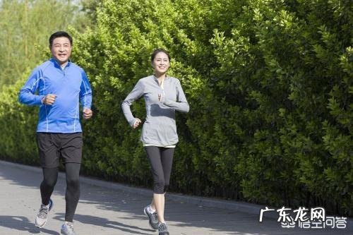 45岁偏胖中年大叔,应该如何通过跑步健身有哪些需要注意的问题
