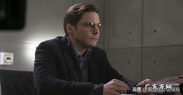 DC是如何一步一步毁掉一手好牌的